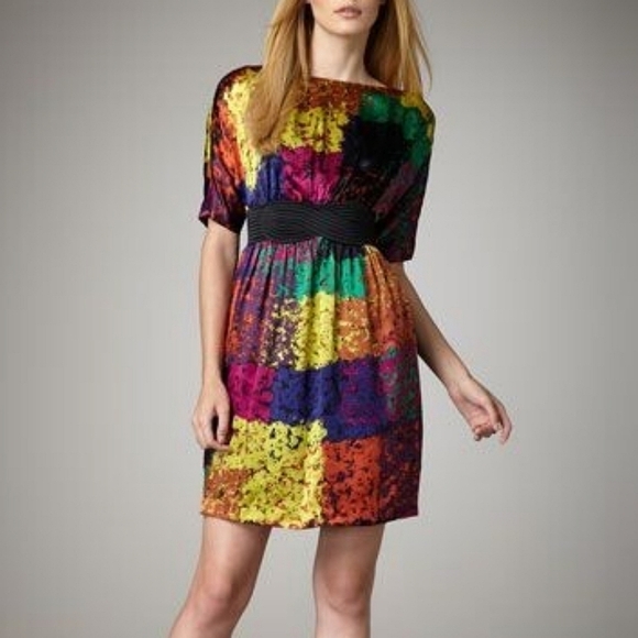 Trina Turk 100% Silk Shanghai Rainbow Thick Waistline Short Sleeve Dress Size 10 - Picture 1 of 13